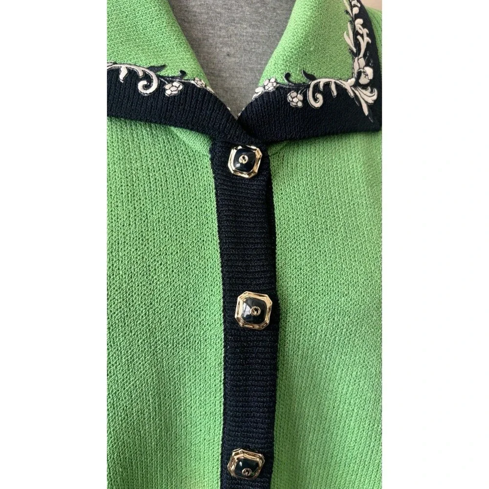St. John Collection by Marie Gray Size 14/16 Green Navy Floral Trimmed Knit Suit - Picture 3 of 13